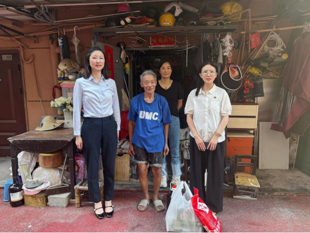 江西金控租赁公司组织开展“暖心走访送真情”慰问活动