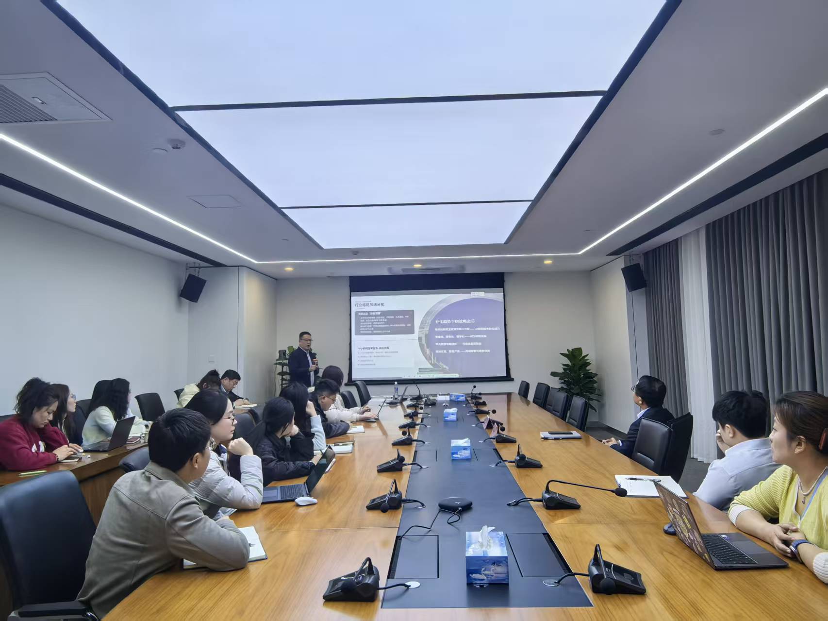 租赁讲堂｜立足变革前沿 探索业务转型新路径